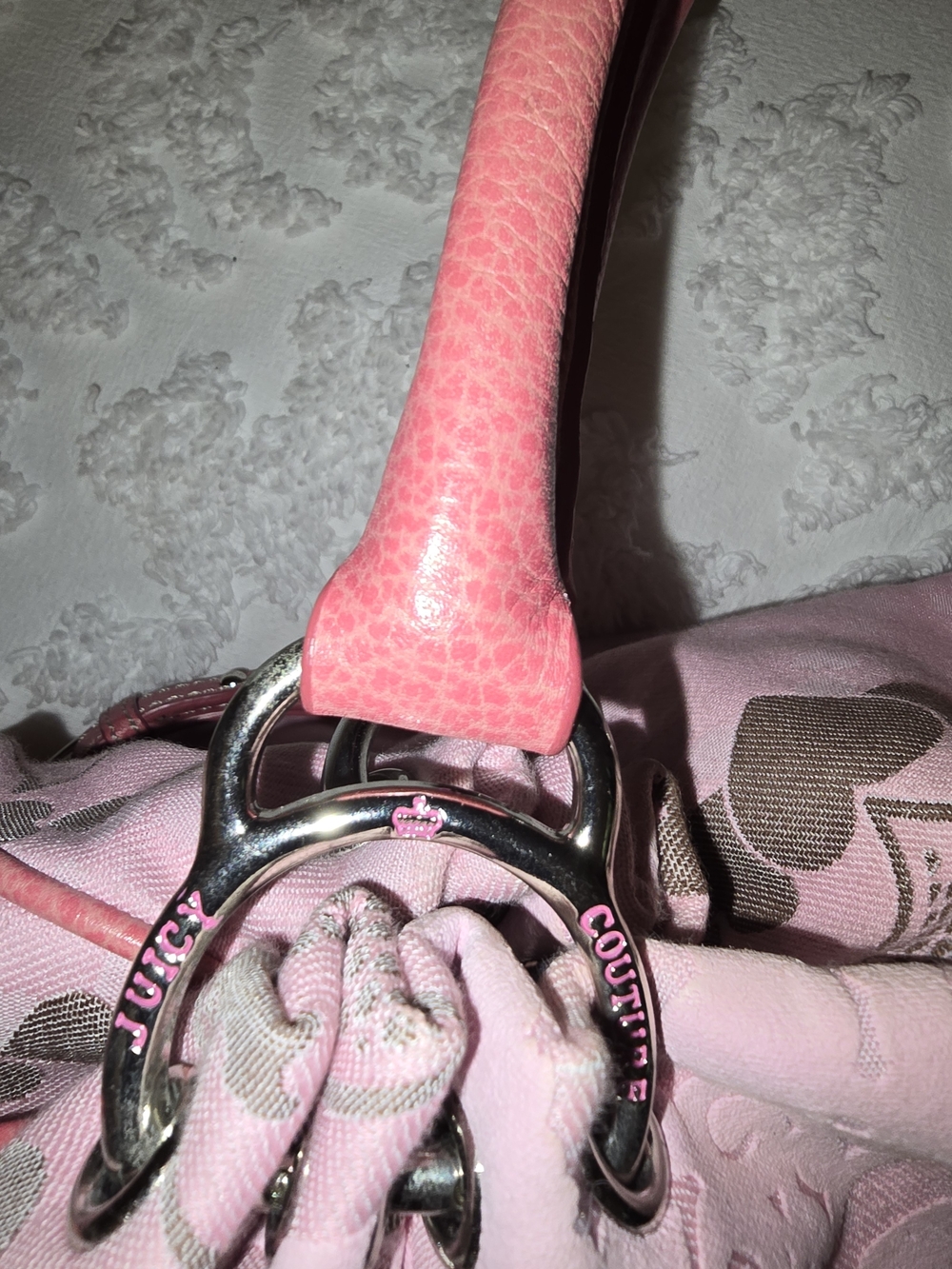 Juicy Couture Pink Heart-Print Satchel Handbag - Picture 4 of 9